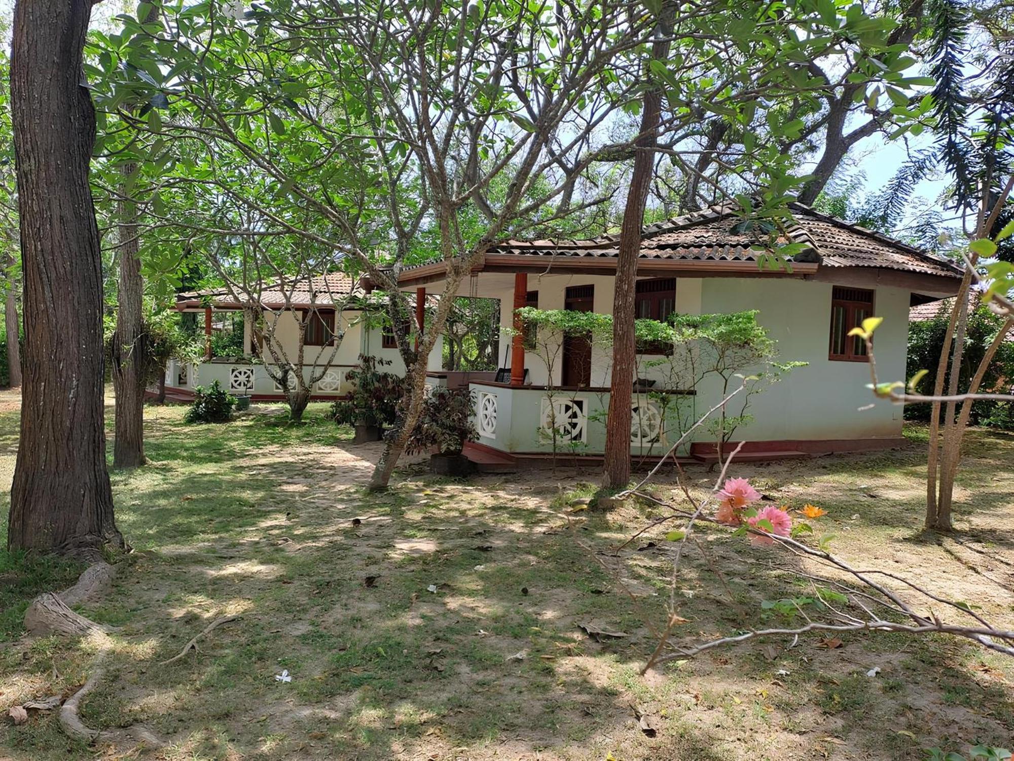 Calm Garden Cabanas Tangalle Buitenkant foto